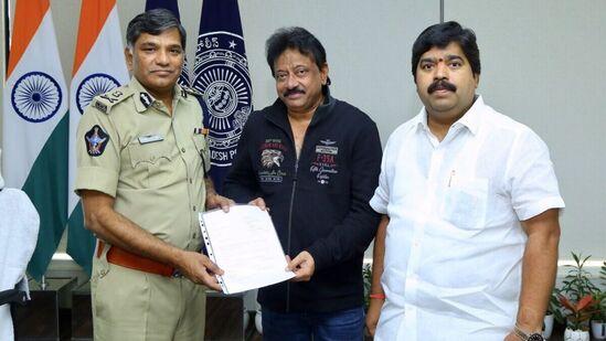  RGV Complaint : తల తెస్తే రూ.కోటి ఇస్తా- ప్రాణహాని ఉందని డీజీపీకి ఆర్జీవీ ఫిర్యాదు