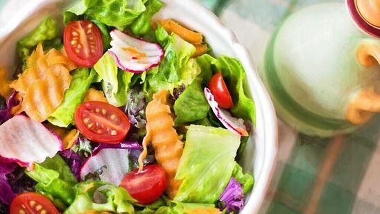  Weightloss Salads: రాత్రిపూట ఈ సలాడ్స్ మాత్రమే తినండి, బరువు త్వరగా తగ్గుతారు