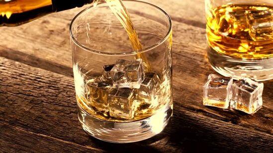  మద్యం అమ్మకాల్లో తెలంగాణ టాప్.. రెండో స్థానంలో ఏపీ