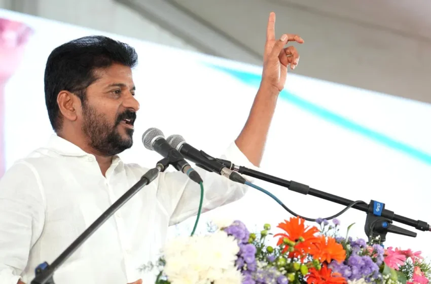  CM Revanth Reddy: నేను ఉన్నంత వరకు కేసీఆర్‌ ఫ్మామిలీకి కాంగ్రెస్‌లోకి ఎంట్రీ ఉందడు- సీఎం రేవంత్ రెడ్డి!