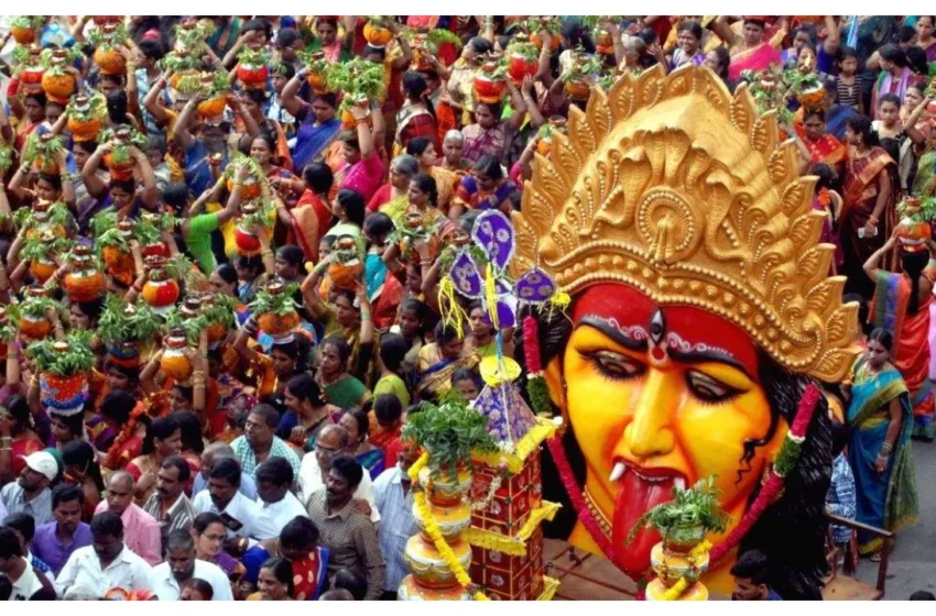  Secunderabad Bonalu 2025: రేపే ఉజ్జయిని మహంకాళి బోనాలు..సికింద్రాబాద్ లో ట్రాఫిక్ ఆంక్షలు